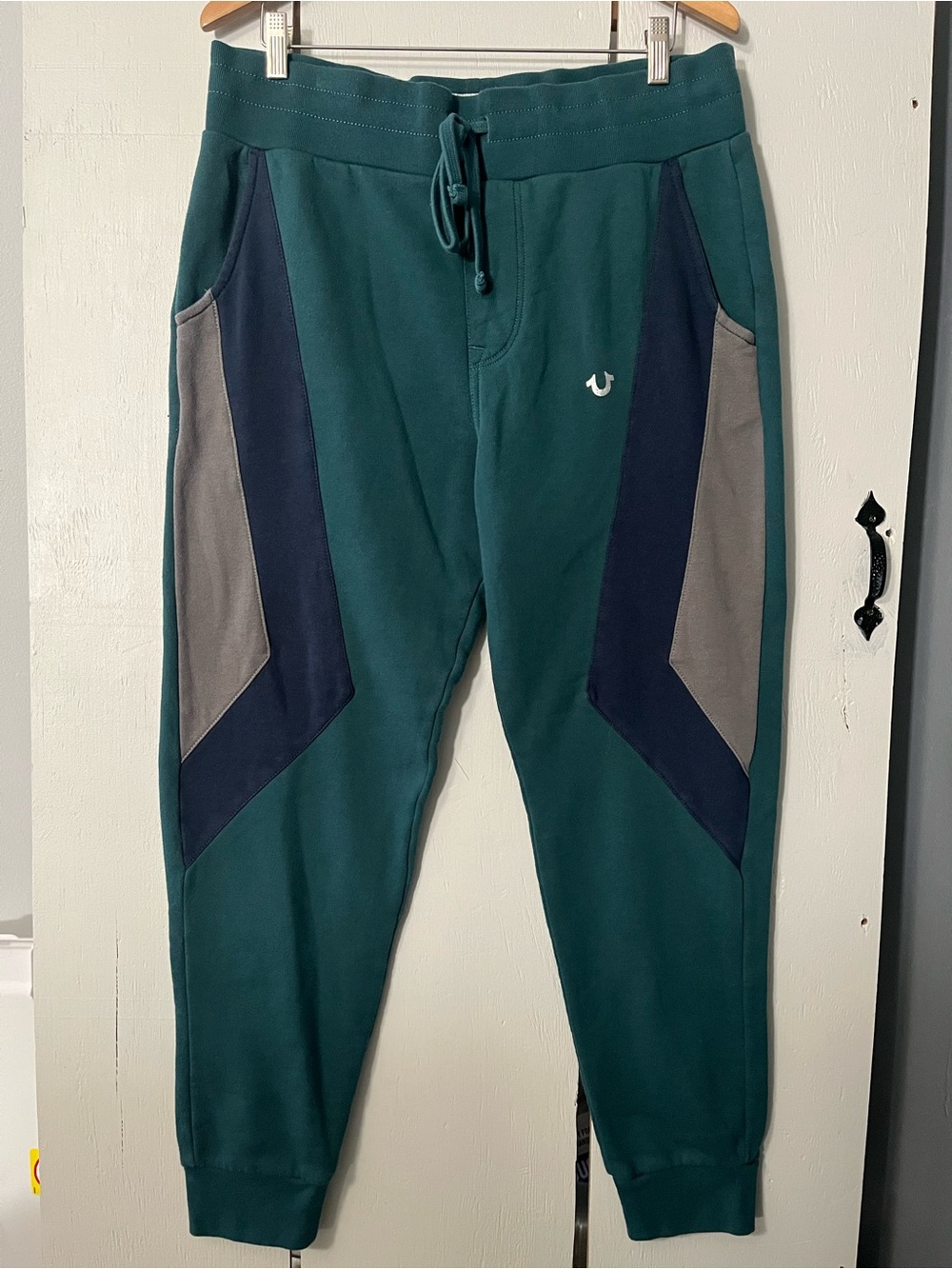 True Religion Men’s Green Colorblock Jogger Pants Medium